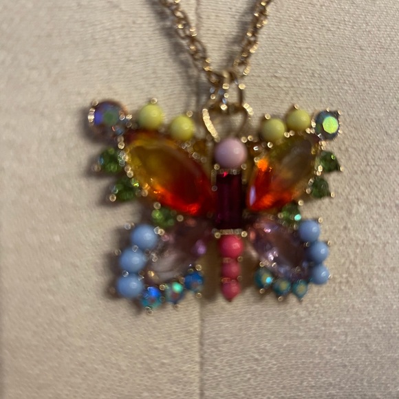 🦋NWT BETSEY JOHNSON BUTTERFLY NECKLACE🦋 - Picture 3 of 11